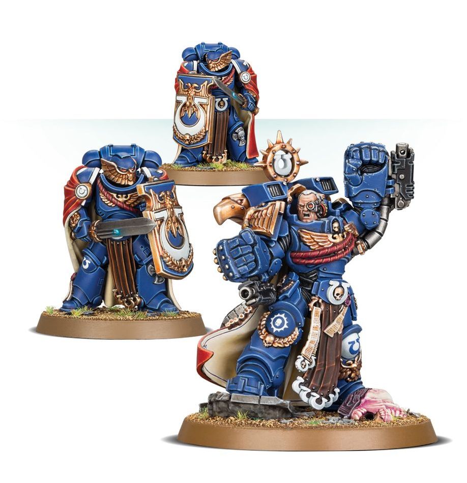 Marneus Calgar con Guardia d'Onore Victrix