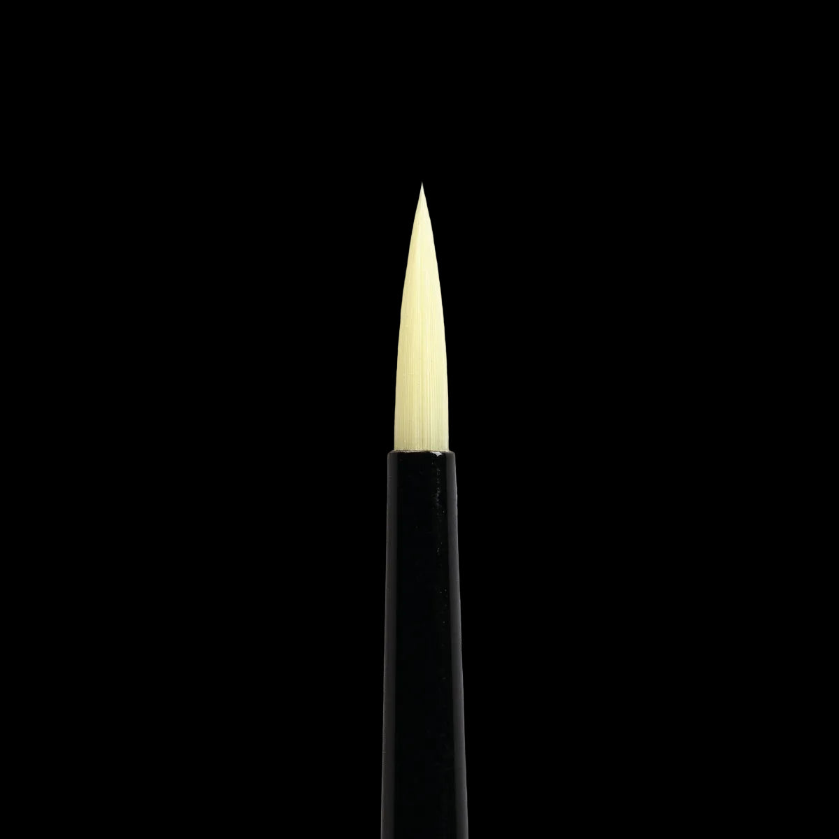 AK SYNTHETIC TABLETOP BRUSH – 1